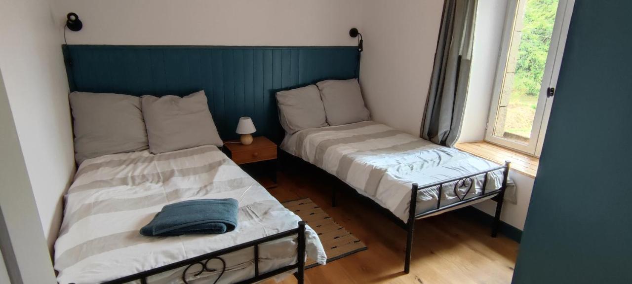 Les Volets Gris Villa La Croix-Hellean Bagian luar foto
